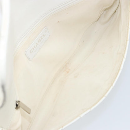 Chanel Timeless CC Shoulder Bag Pelle di Vitello Trapuntata Bianca – 29 cm - Etoilux