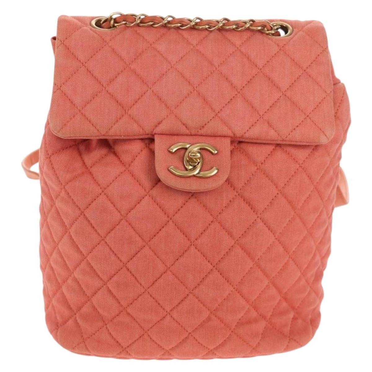 Chanel Zaino Denim Trapuntato Corallo Hardware Dorato – 20 cm - Etoilux