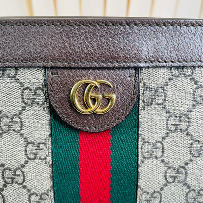 Gucci – Ophidia Canvas Retro con Tracolla in Catena – 26 × 7 × 17.5 cm - Etoilux