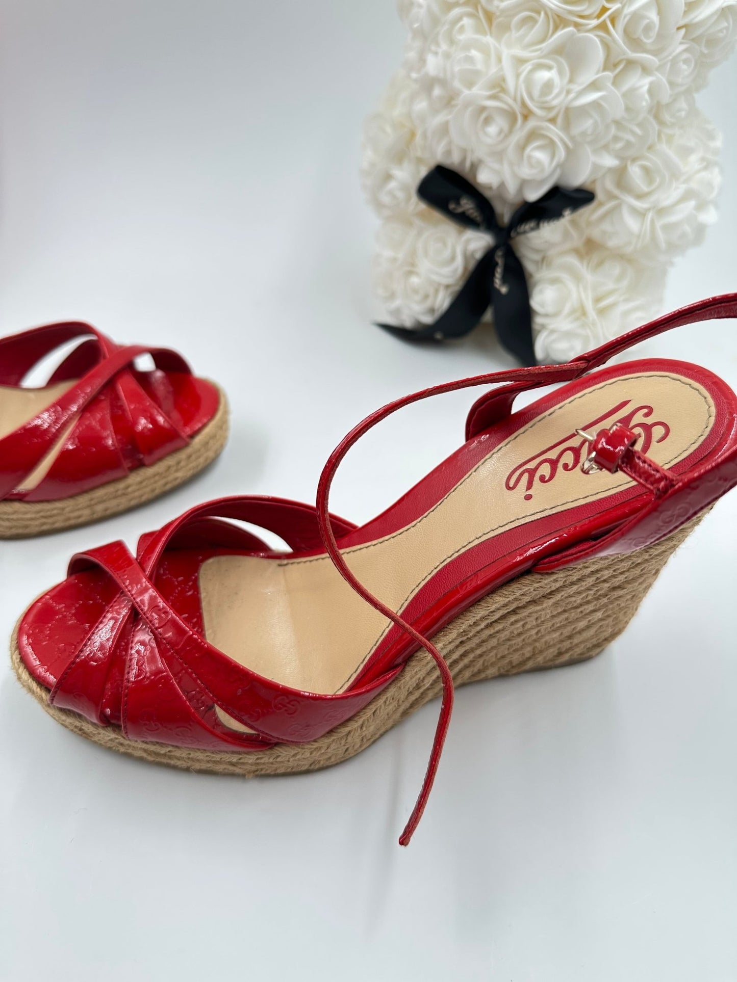 Gucci Penelope Sandalo Espadrille Zeppa Micro Guccissima Patent Leather Rosso – Size 39 - Etoilux