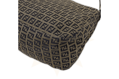 Fendi Mama Baguette in Canvas Zucchino Navy con Finiture Argentate - Etoilux