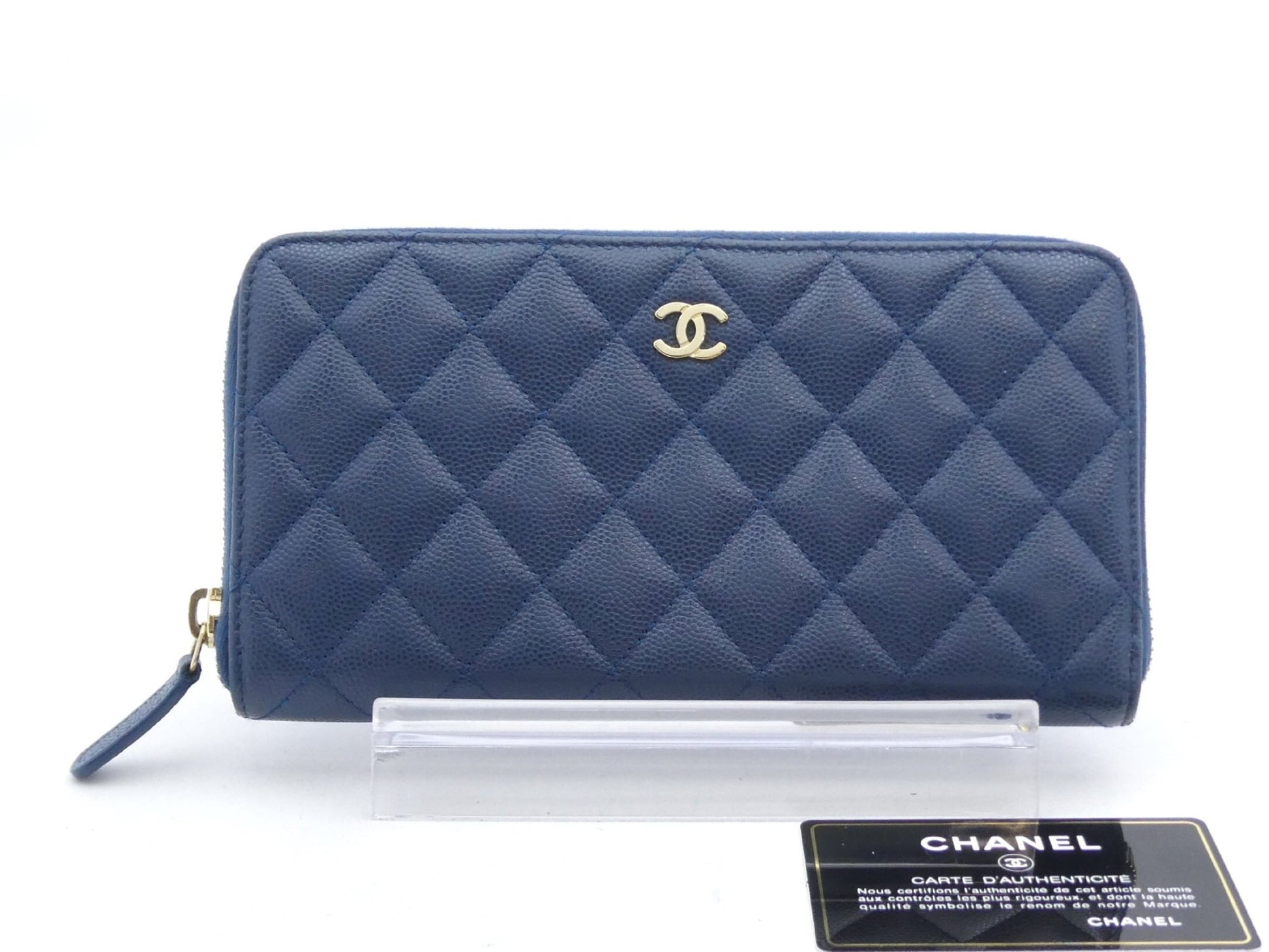 Chanel Portafoglio Matelassé Zippy Caviar Blu Navy | Pre-owned | Etoilux