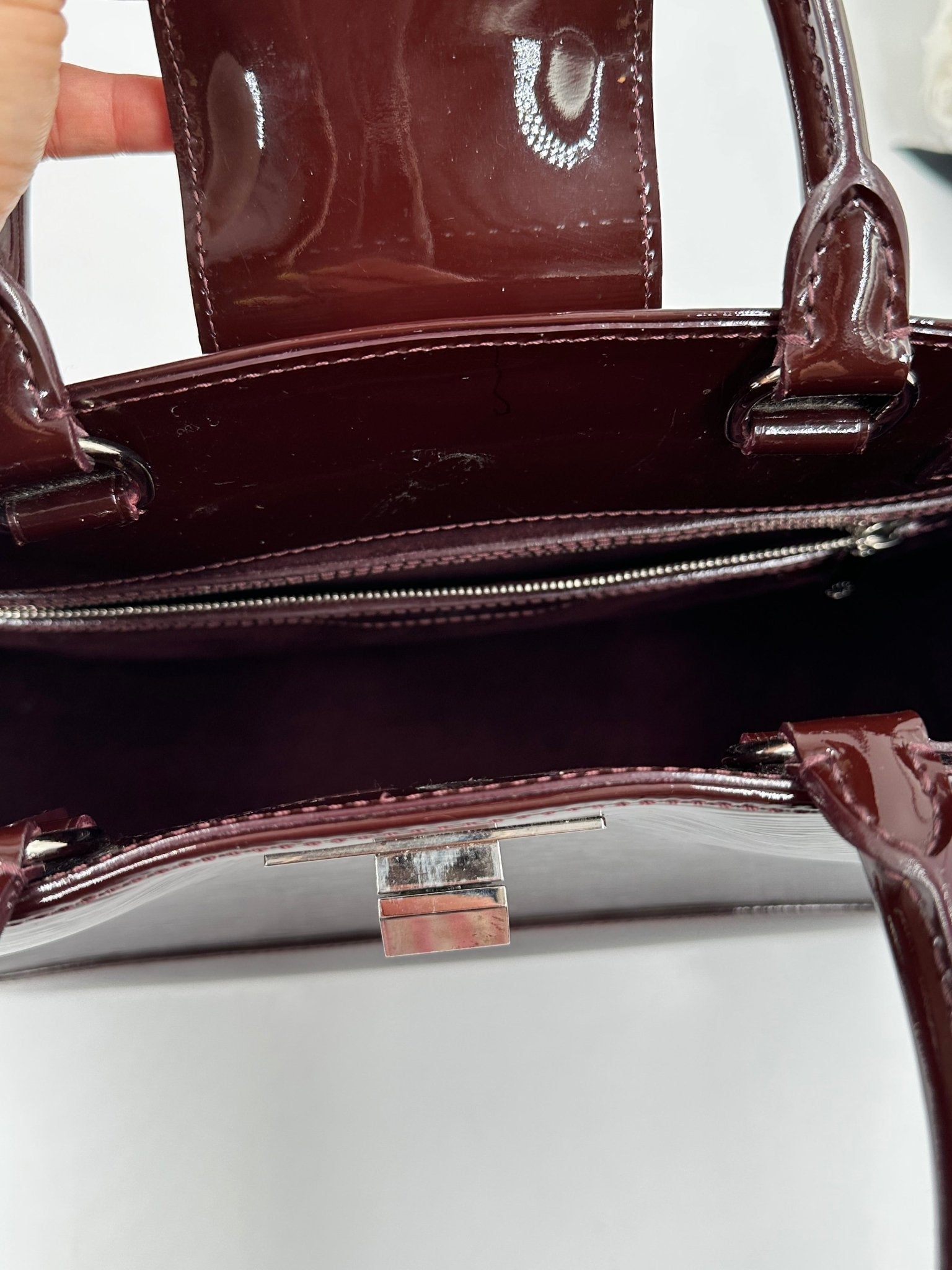 Louis Vuitton Mirabeau GM Pelle Epi Electric Amarante – 2011 - Etoilux