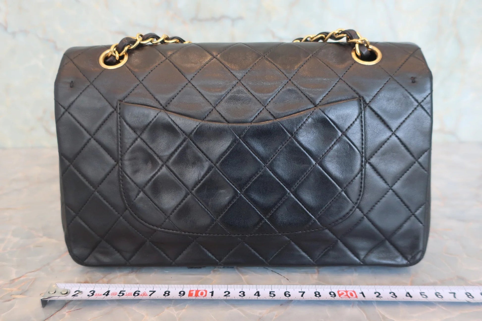 Chanel Classic Double Flap Medium Agnello Nero Hardware Oro – 25 cm - Etoilux