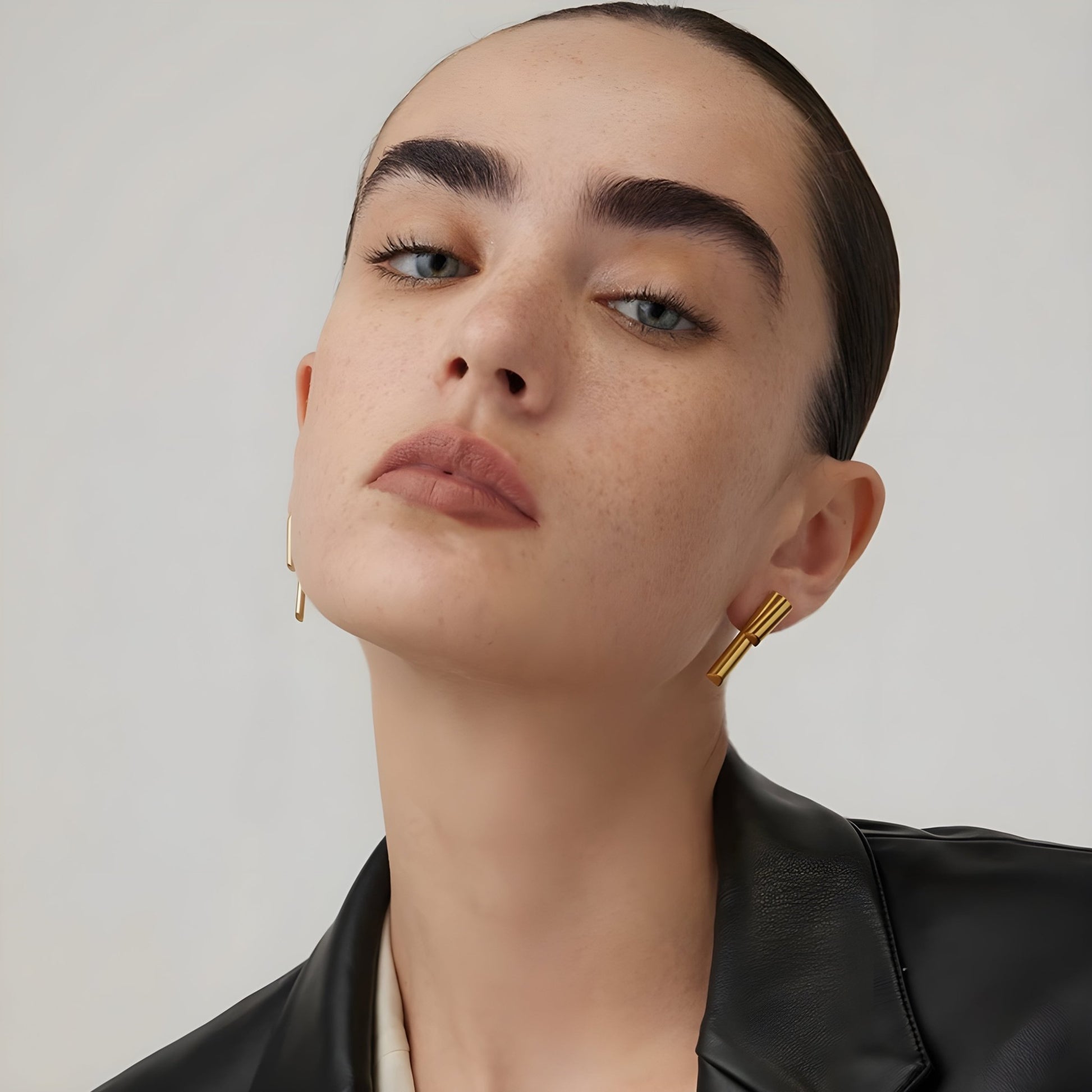 BEHI IVANA EARRINGS - Etoilux