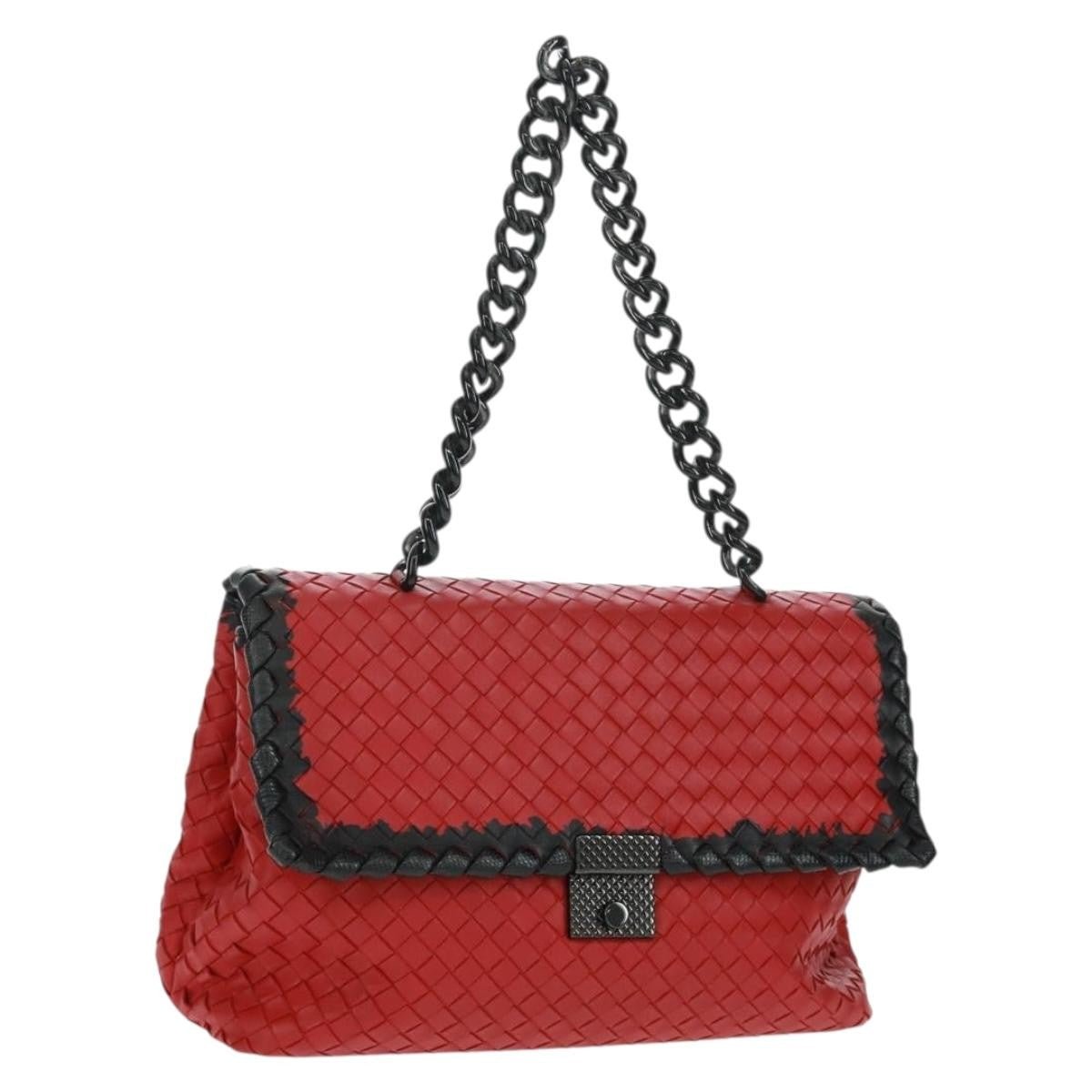 Bottega Veneta Glass Shoulder Bag Intrecciato Nappa Rosso/Nero – 28 cm - Etoilux