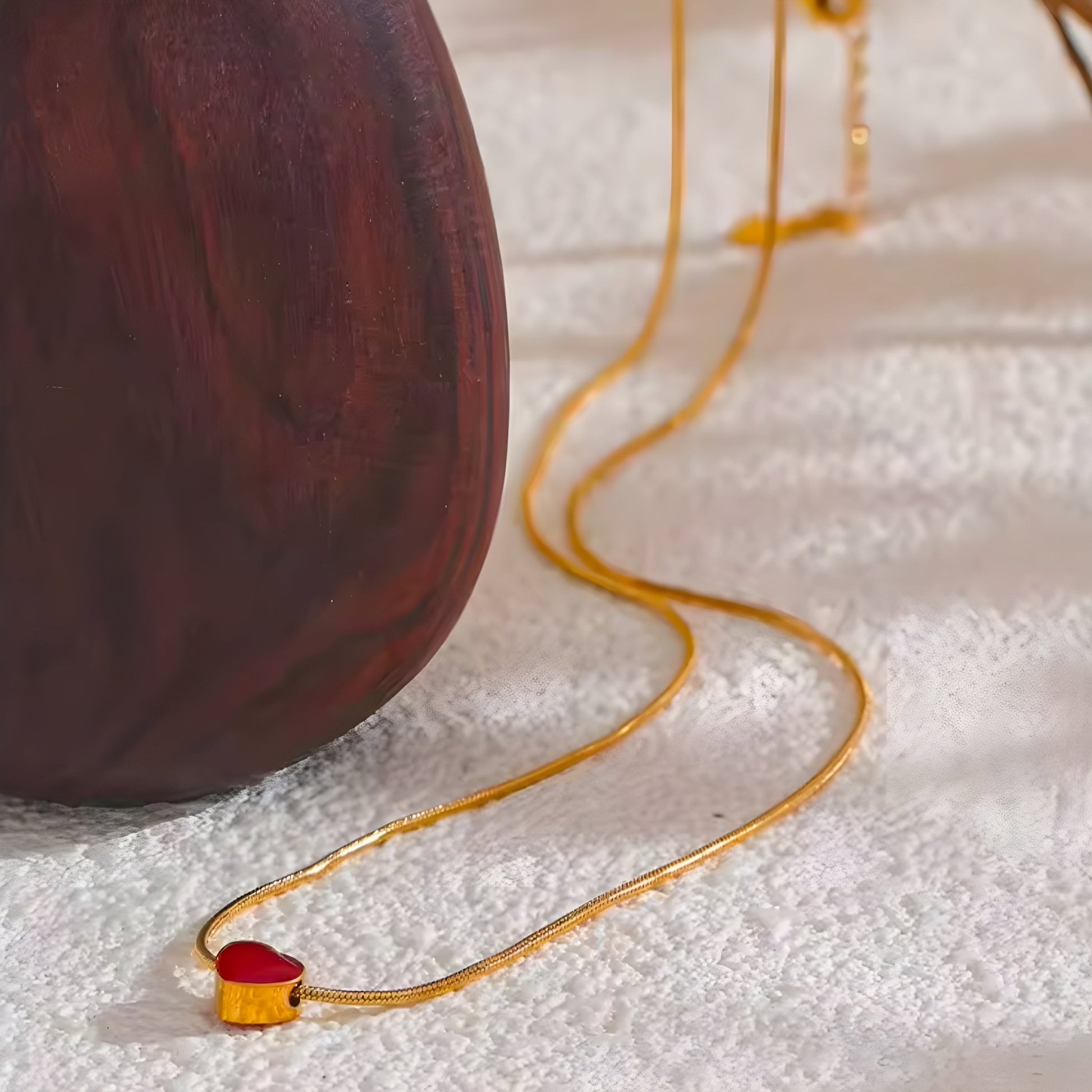BEHI LOVE NECKLACE - Etoilux
