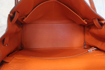 Hermès Kelly 28 Retourné Togo Orange Hardware Palladio 2004 - Etoilux