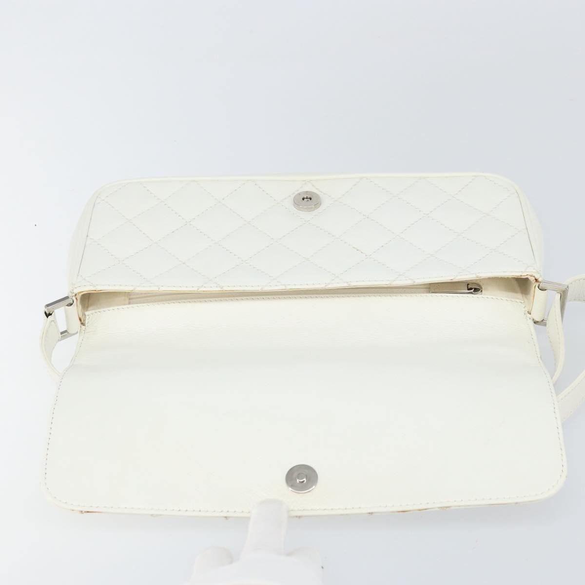 Chanel Timeless CC Shoulder Bag Pelle di Vitello Trapuntata Bianca – 29 cm - Etoilux