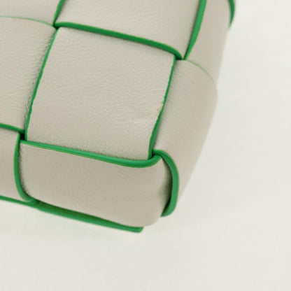 Bottega Veneta Cassette Mini Maxi Intrecciato Bianco/Verde – 12 cm - Etoilux