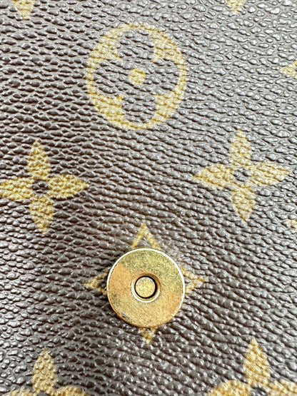 Louis Vuitton – Musette Salsa PM Monogram Canvas – Crossbody - Etoilux