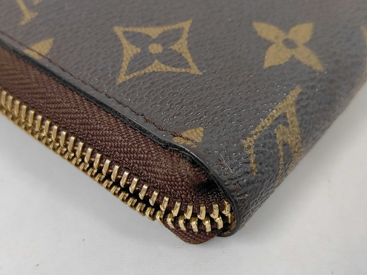 Louis Vuitton Zippy