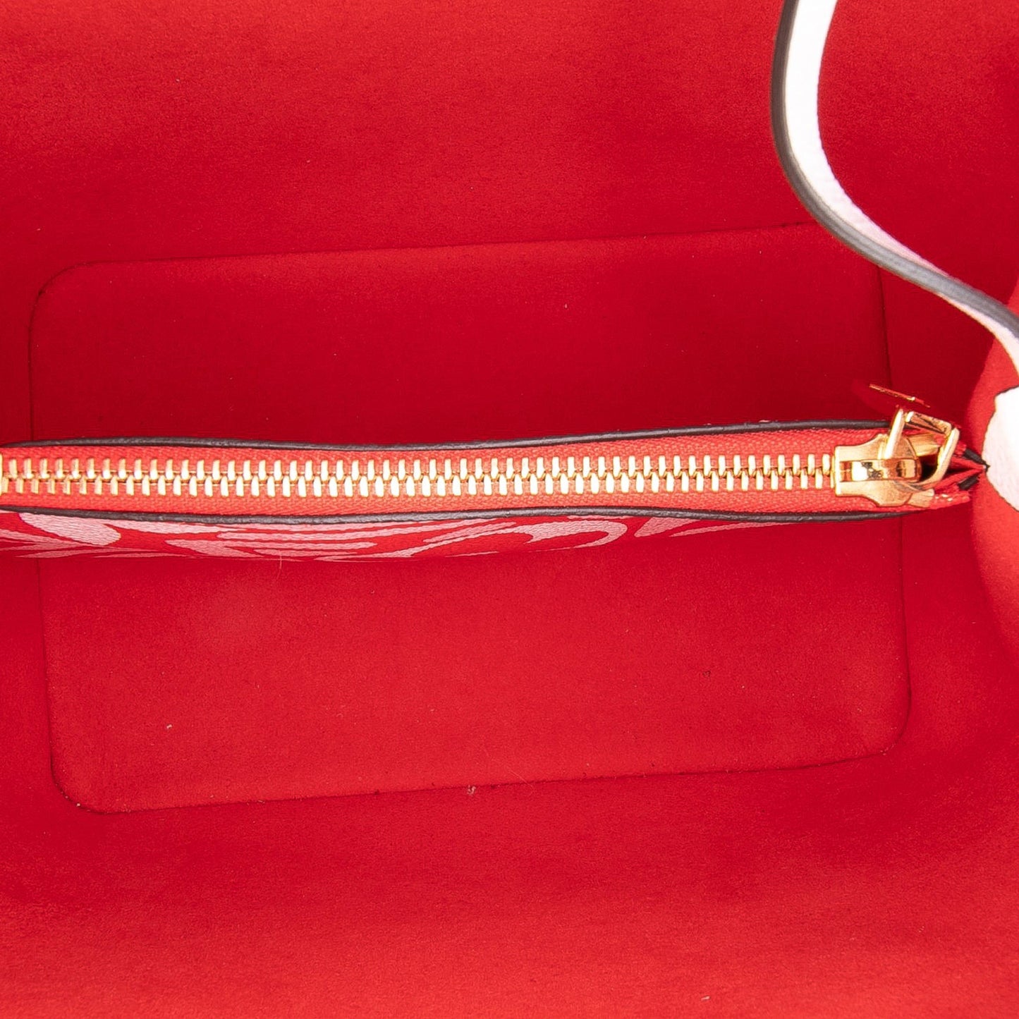 Louis Vuitton NeoNoé MM Crafty – Monogram Giant Canvas - Etoilux