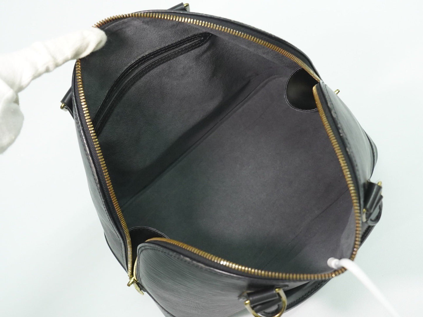 Louis Vuitton Alma MM – Pelle Épi Nera – Vintage 1996 - Etoilux