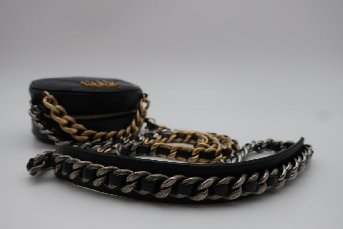 Chanel 19 Clutch Rotonda con Catena - Etoilux