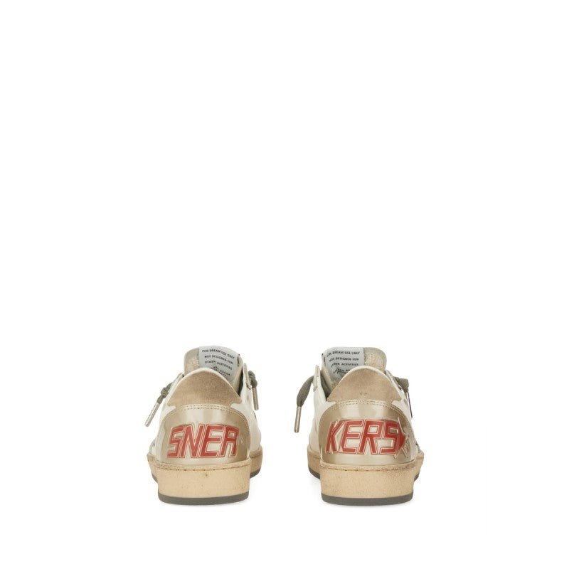 Golden Goose – Ball Star Sneaker in Pelle Bianca con Stella Lilla e Dettagli Retro – Donna – FW25 - Etoilux