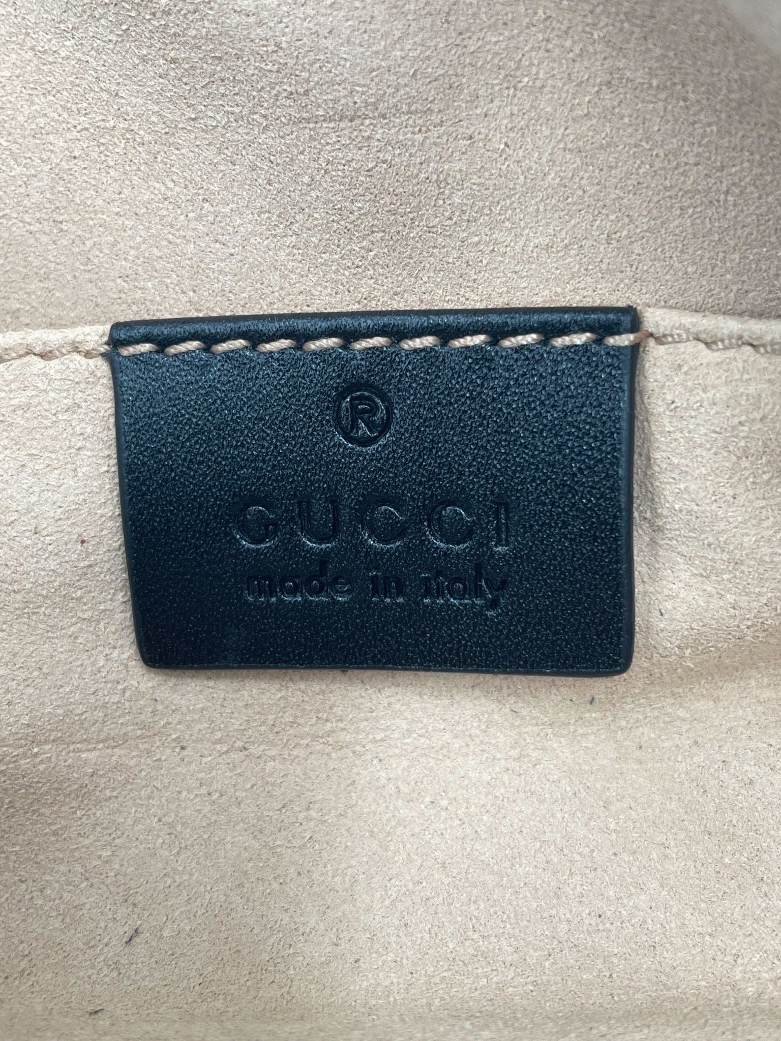 Gucci Marmont – Marsupio Belt Bag in Pelle Nera Matelassé - Etoilux
