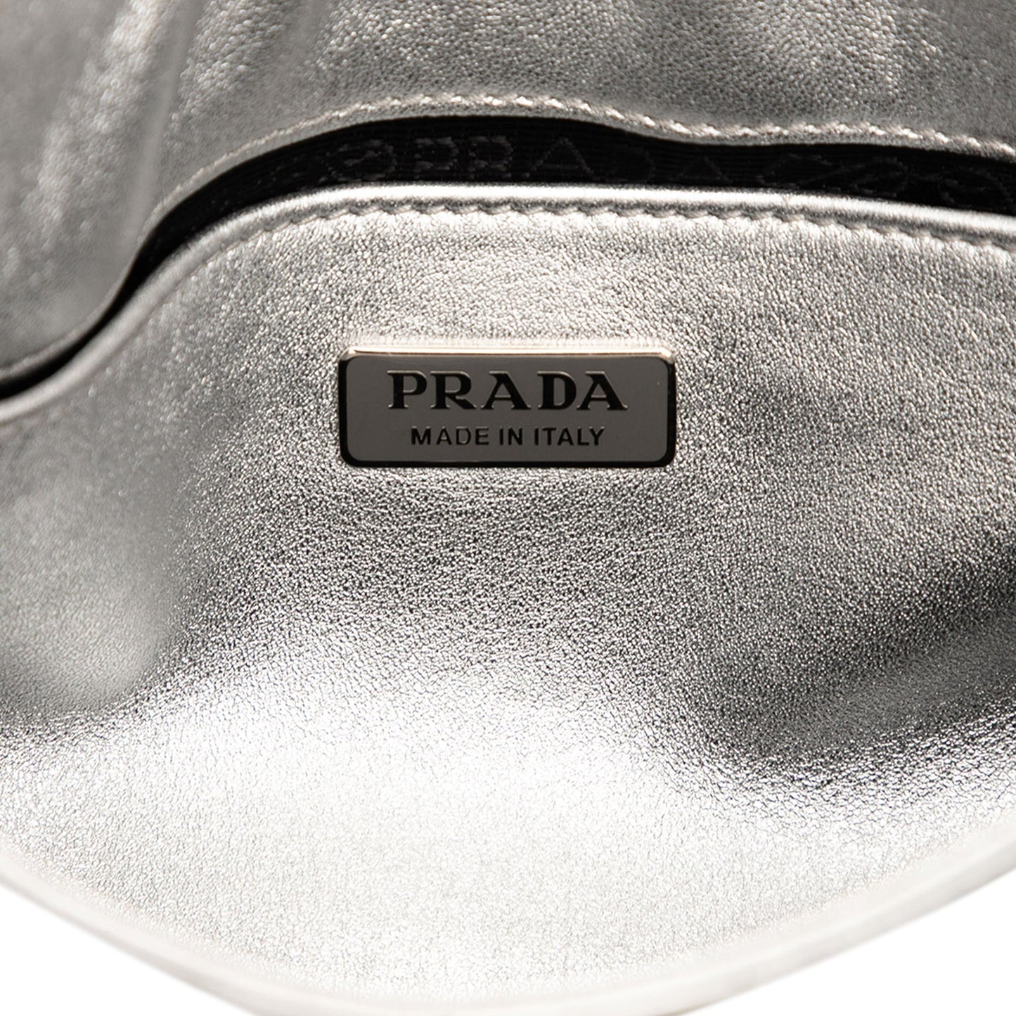 Prada – Cleo in pelle spazzolata argento - Etoilux