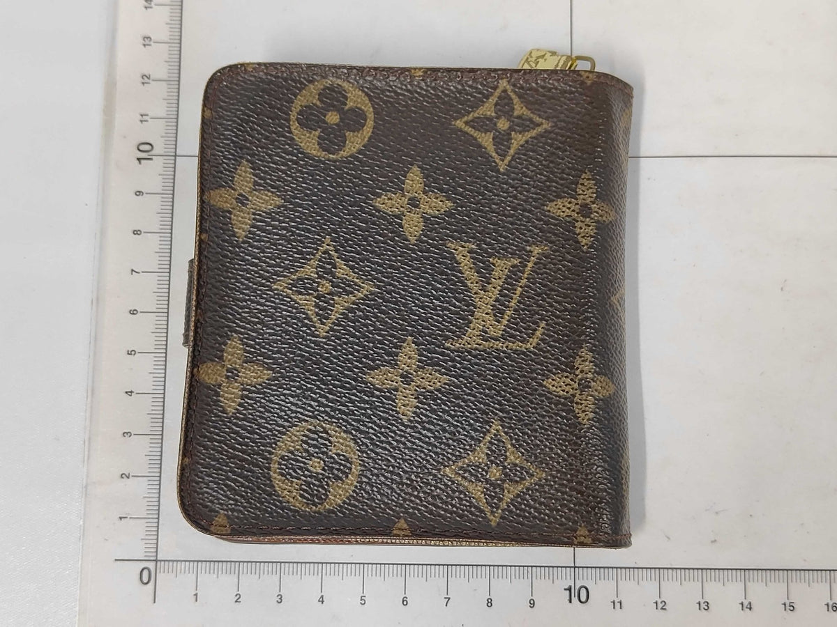 Louis Vuitton Compact Zip