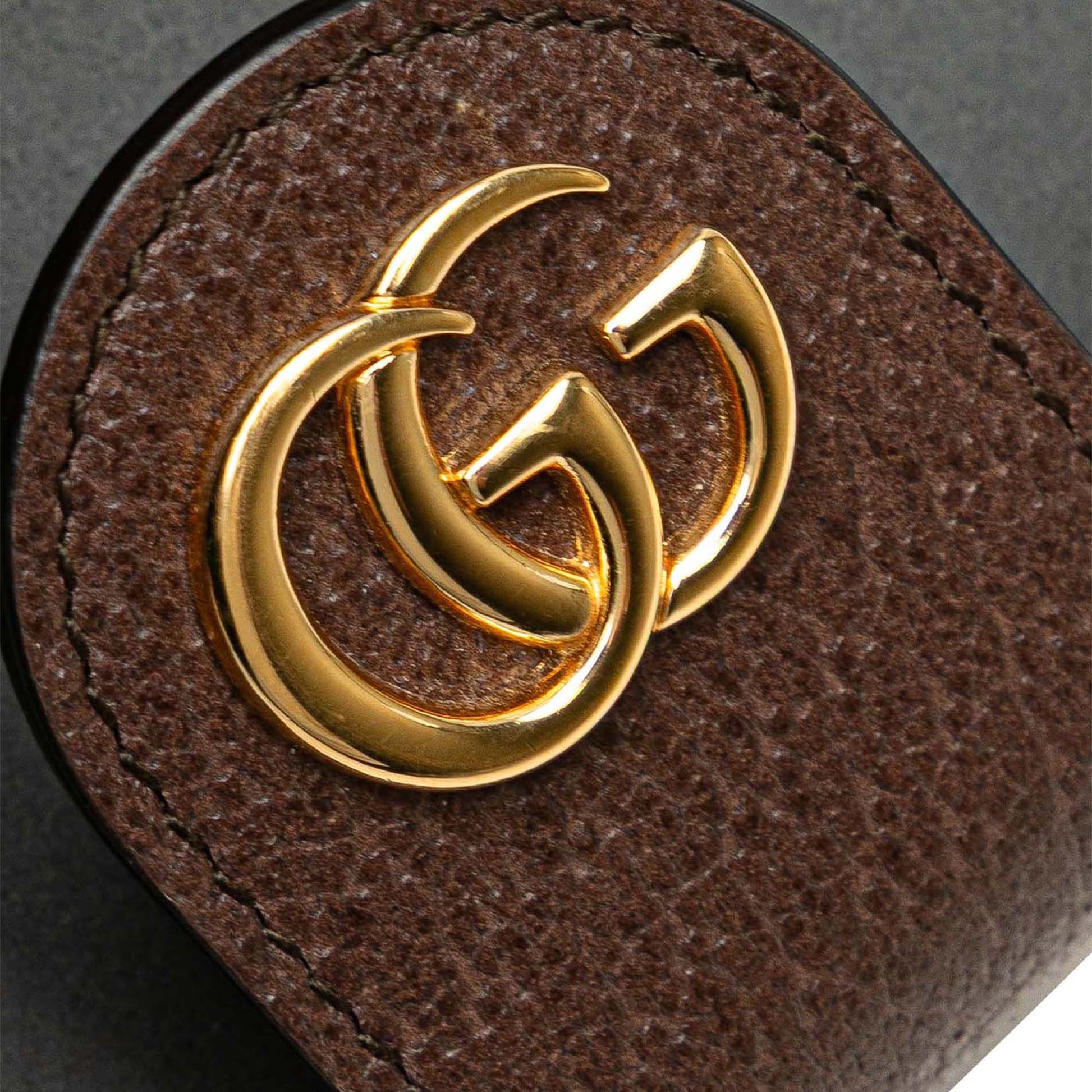 Gucci Ophidia GG Supreme Wallet on Chain con Custodia iPhone – Marrone - Etoilux