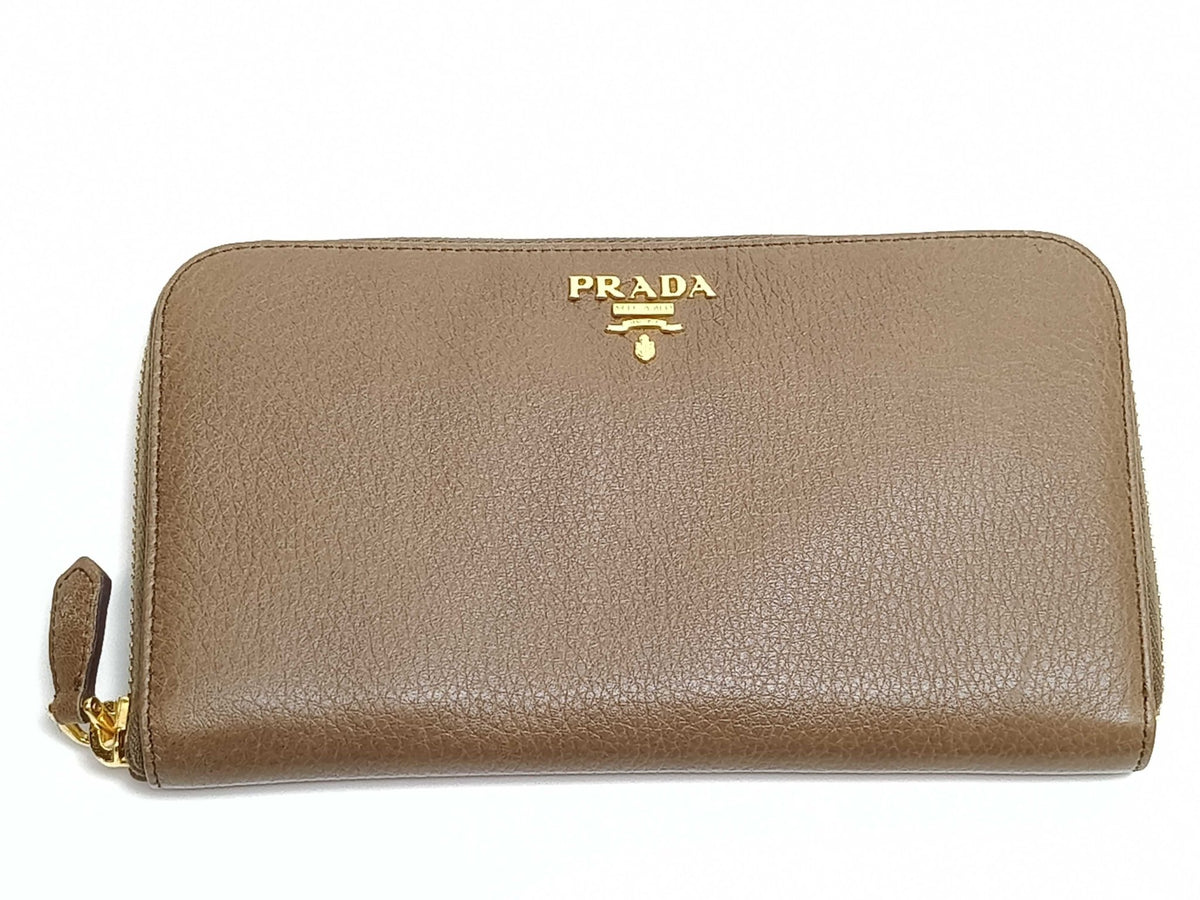 Prada Portafoglio Cahier a tre ante