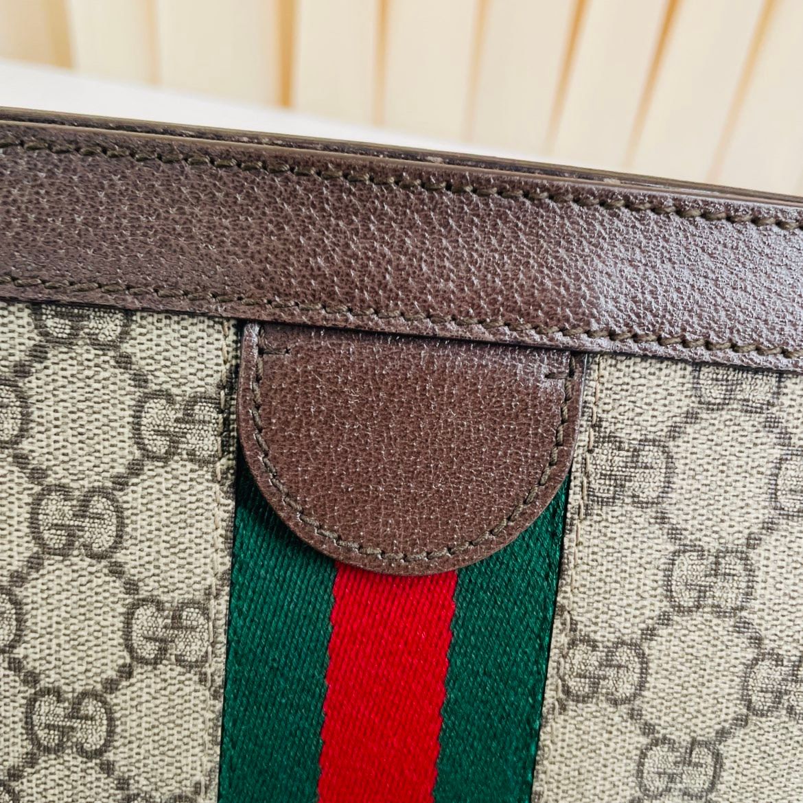 Gucci – Ophidia Canvas Retro con Tracolla in Catena – 26 × 7 × 17.5 cm - Etoilux