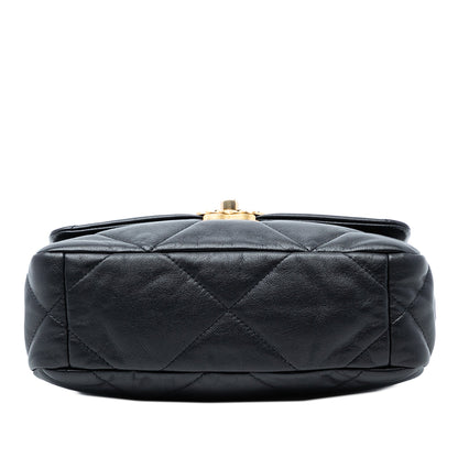 Chanel 19 Small Pelle di Agnello Nera 2019 – Hardware Trio – 25 cm - Etoilux