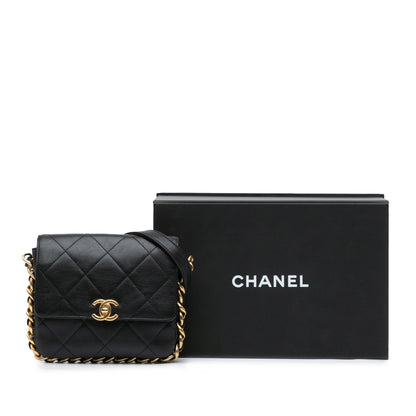 Chanel Small Flap con Catena Pelle di Vitello Trapuntata Nera – 2021/2024 - Etoilux