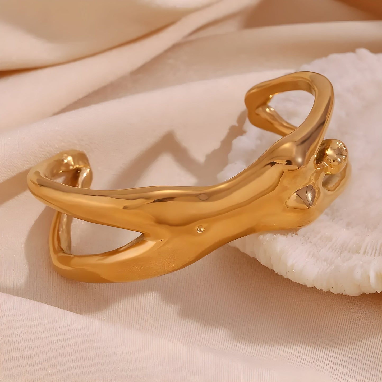 BEHI DEVIKA BRACELET - Etoilux