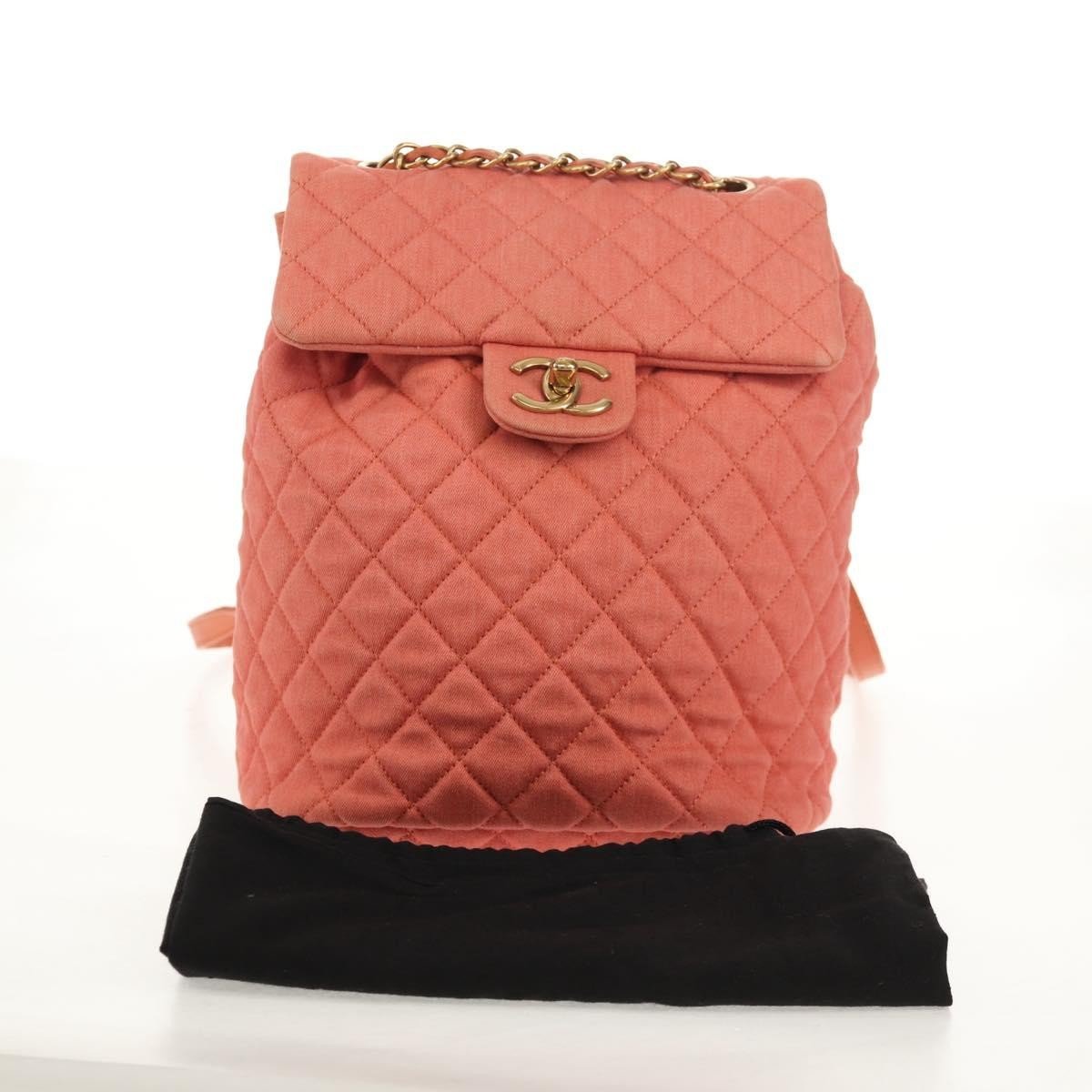 Chanel Zaino Denim Trapuntato Corallo Hardware Dorato – 20 cm - Etoilux