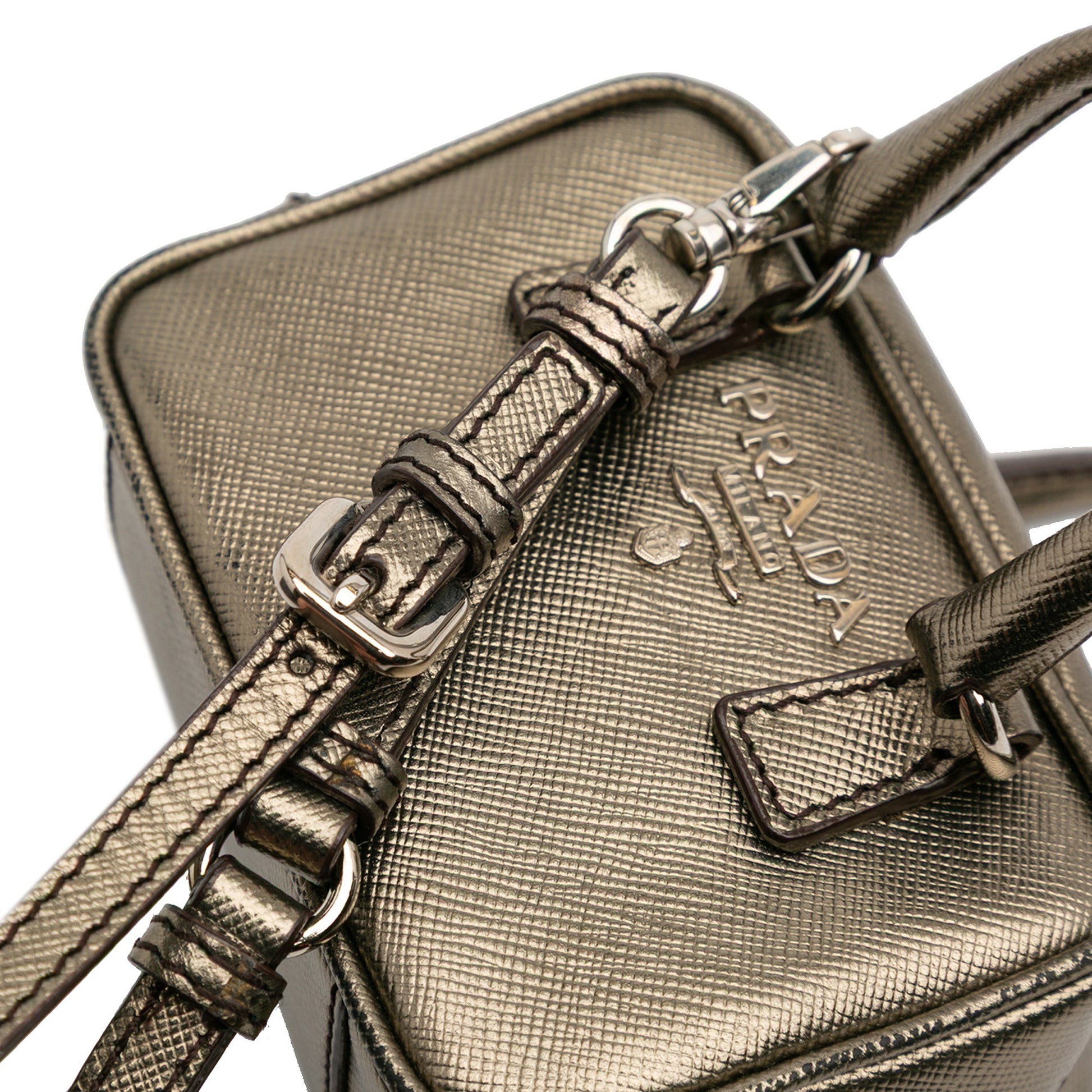 Prada – Mini Ciondolo per Borsa in Saffiano Metallizzato - Etoilux