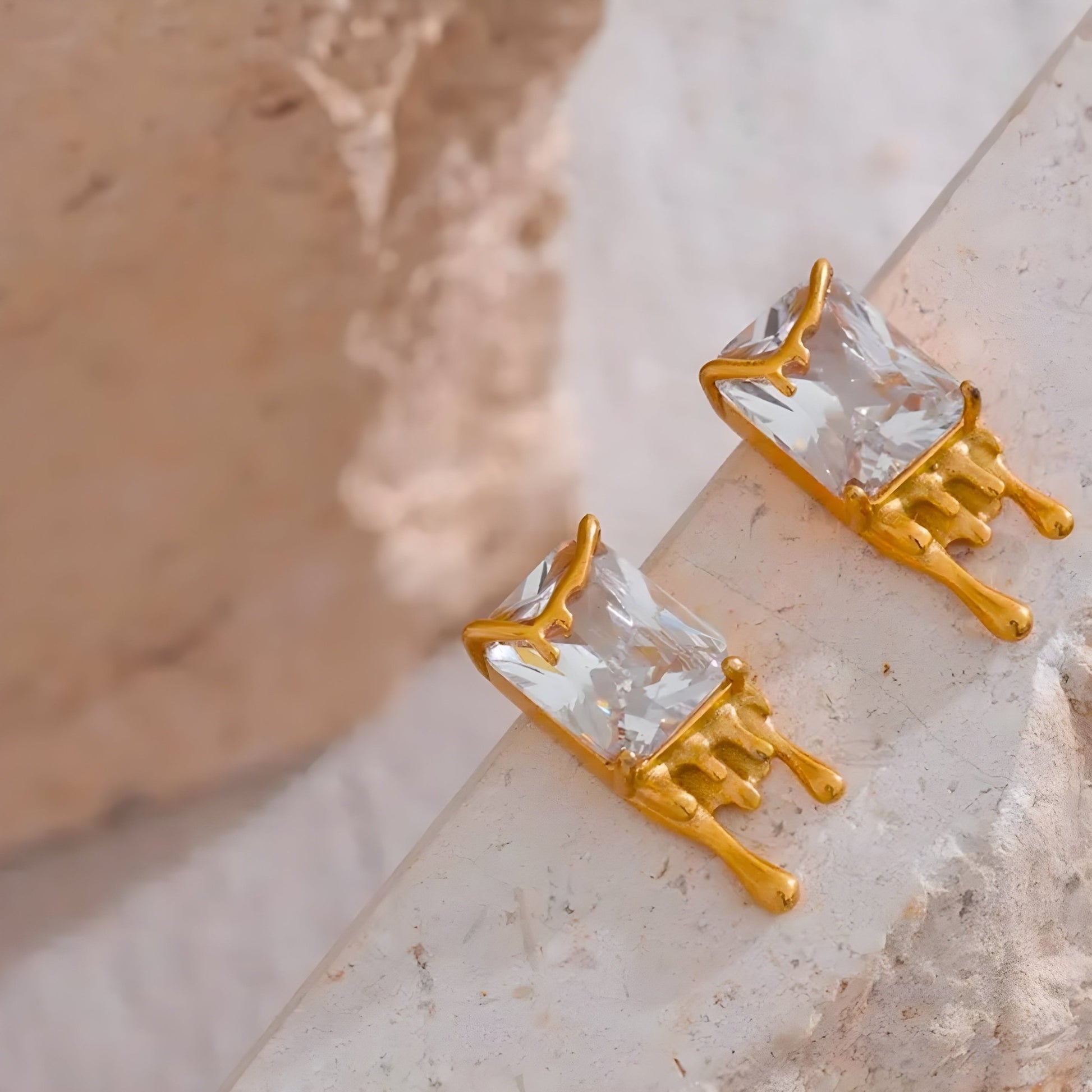 BEHI TIARA EARRINGS - Etoilux