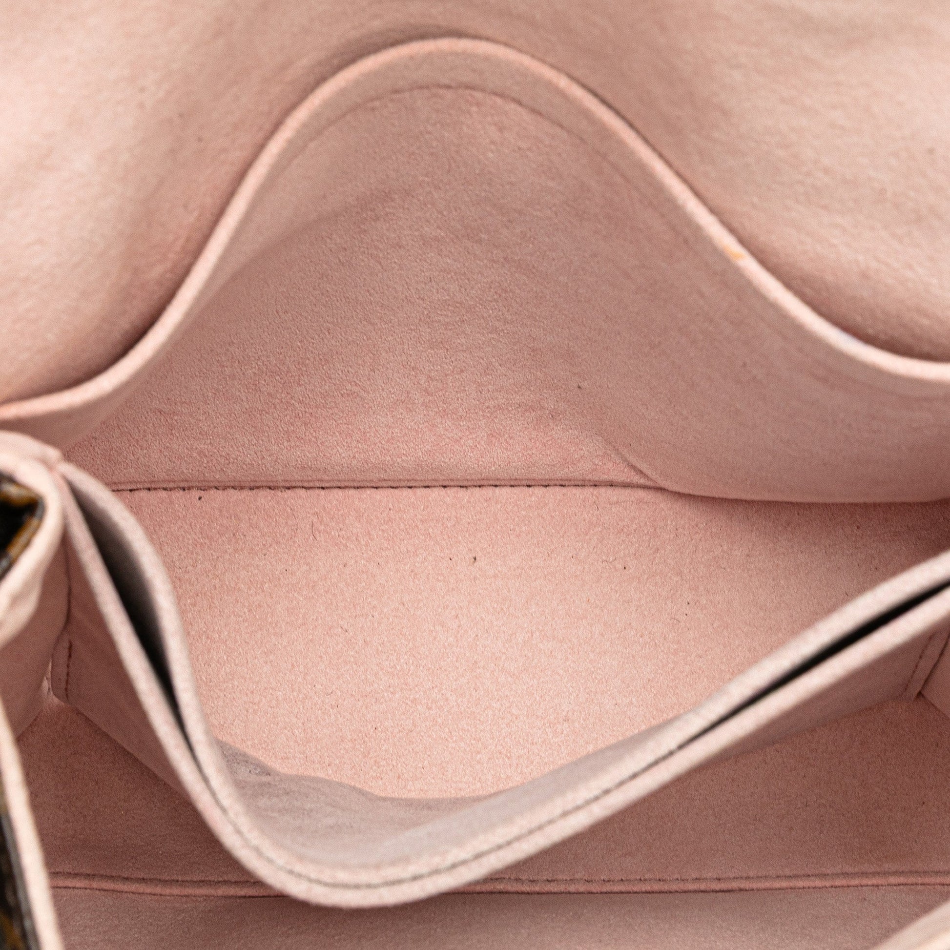 Louis Vuitton Saint - Michel – Monogram & Epi Rose Ballerine (2017) - Etoilux