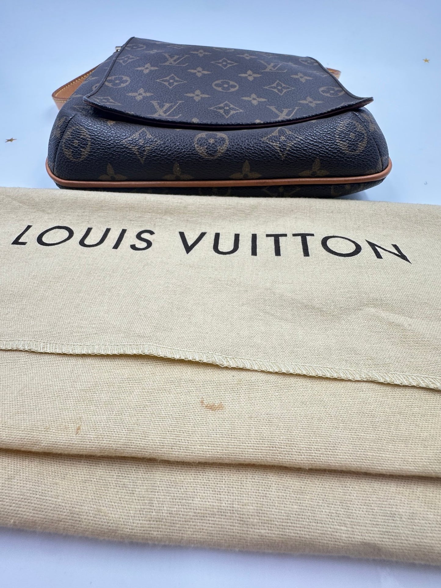 Louis Vuitton – Musette Salsa PM Monogram Canvas – Crossbody - Etoilux