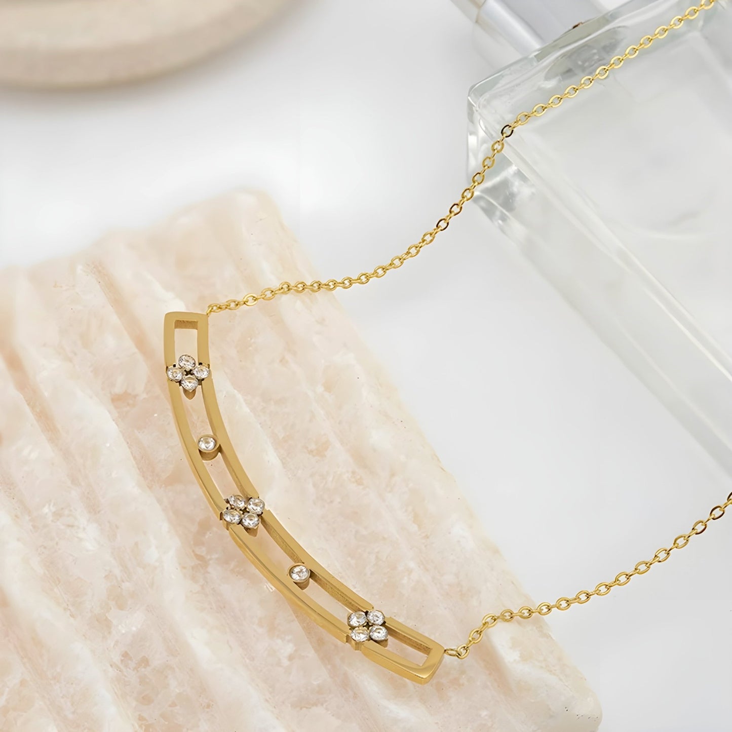 BEHI MALY NECKLACE - Etoilux