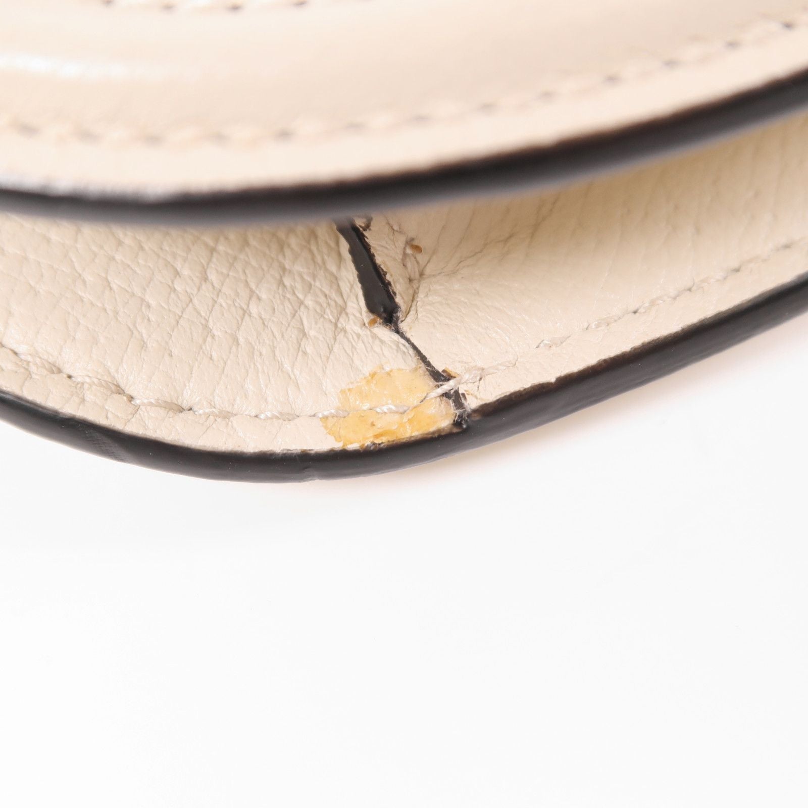 GUCCI Cowhide Leather Totem Butterfly Shoulder Bag Beige - Etoilux