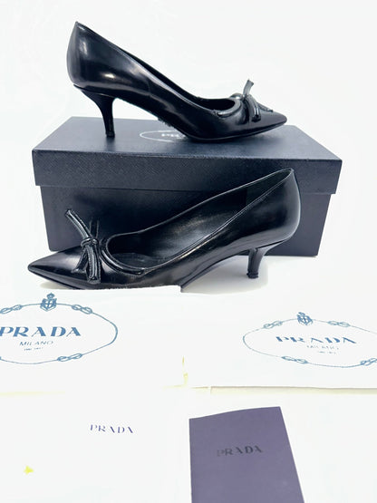 PRADA – Décolleté in Vernice Nera con Fiocco – Tacco Medio | Tg. 36,5 - Etoilux