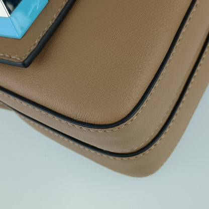 Fendi Nano Baguette Charm Pelle Beige Borchie Multicolor – 18 cm - Etoilux