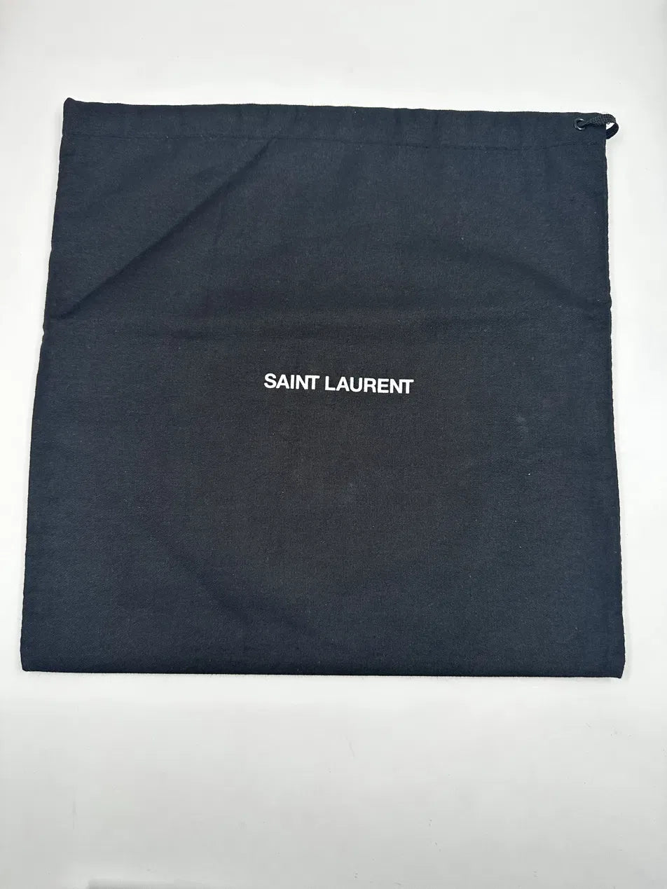 Saint Laurent Uptown Pouch Grain de Poudre Nera Hardware Oro – 27 cm - Etoilux