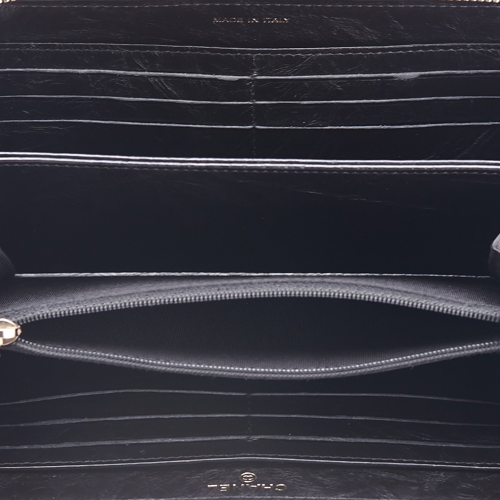 Chanel Reissue 2.55 Zip Around Wallet – Pelle di Vitello Invecchiata Trapuntata – Nero - Etoilux