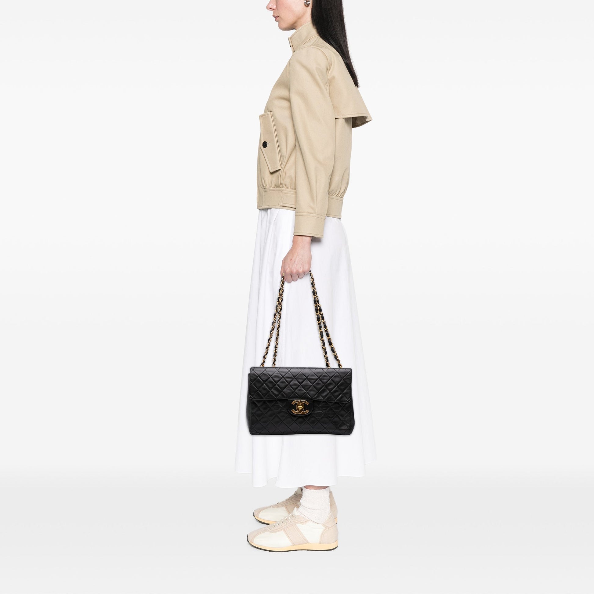 Chanel Maxi XL Single Flap in Pelle di Agnello – Nero (1994 - 1996) - Etoilux