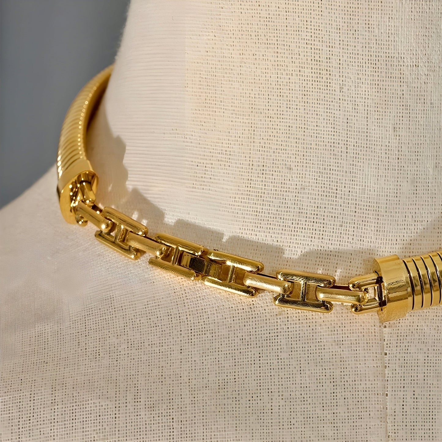 BEHI ALMOND CHOKER - Etoilux