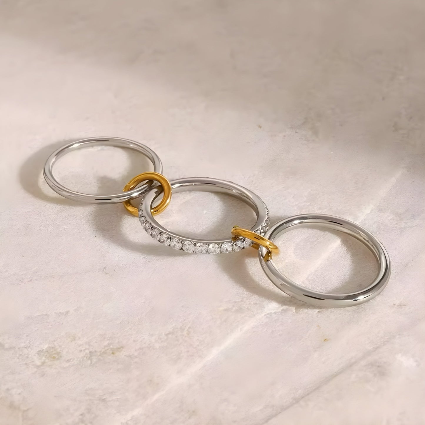 BEHI CARLITA RING - Etoilux