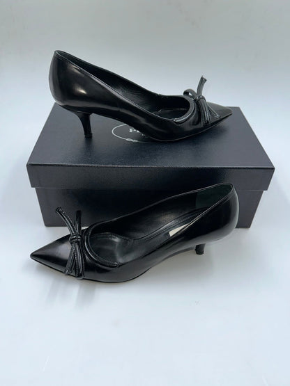 PRADA – Décolleté in Vernice Nera con Fiocco – Tacco Medio | Tg. 36,5 - Etoilux