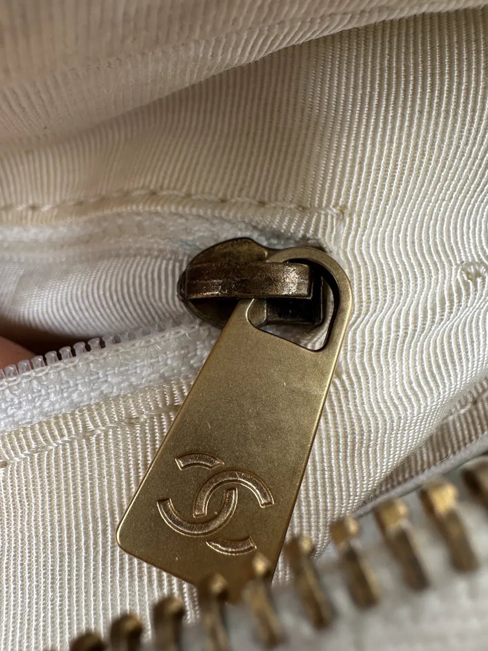 Chanel Wild Stitch Tote Pelle Agnello Off - White — Serie 6 - Etoilux