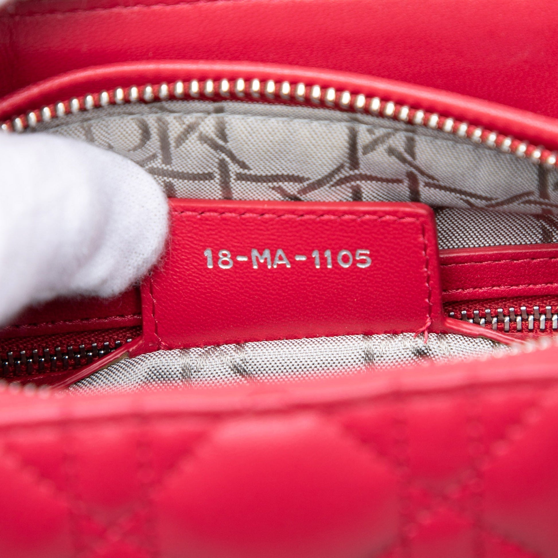 Christian Dior Lady Dior Medium Pelle di Agnello Rossa Hardware Argento — 23,5 cm - Etoilux