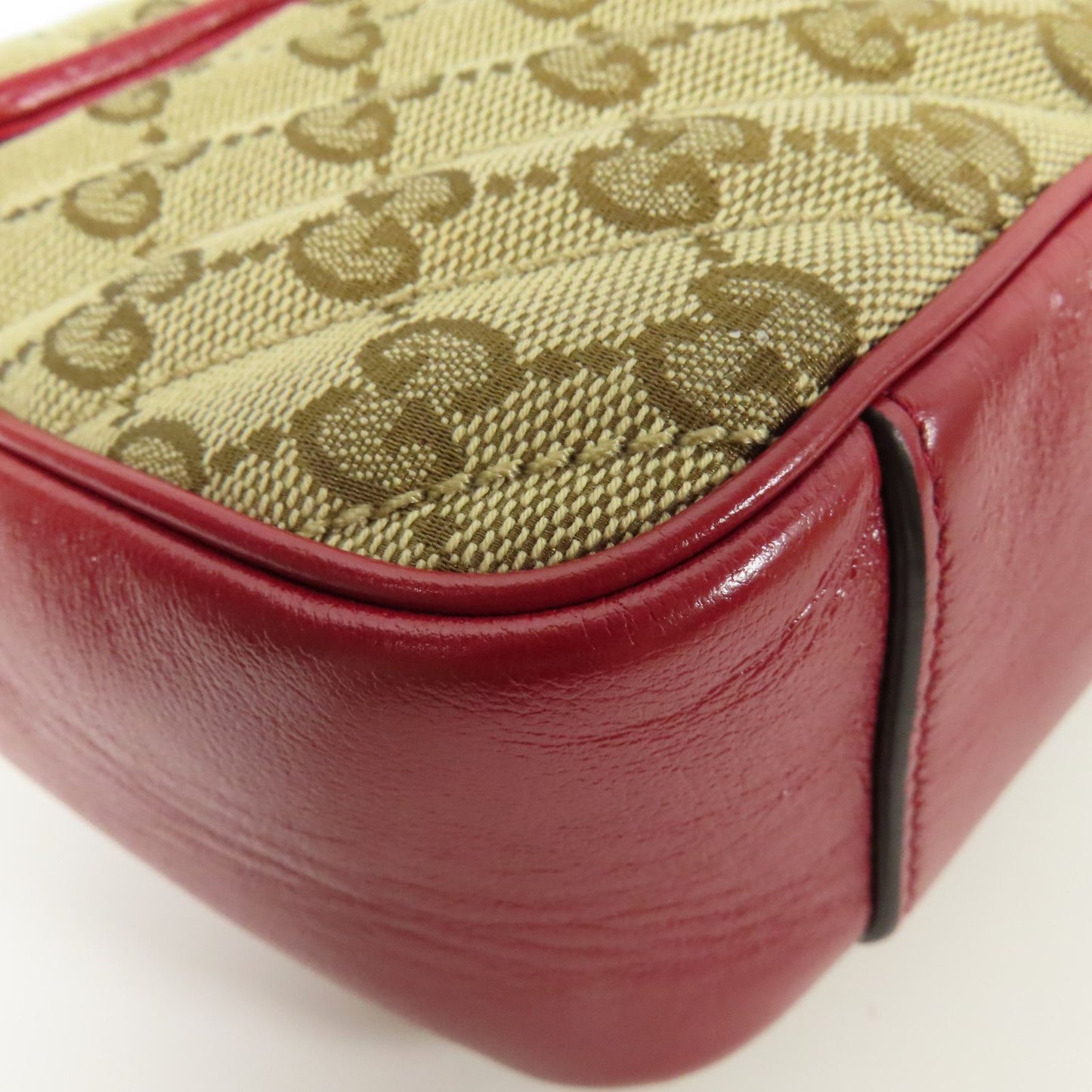 Gucci GG Marmont Small Shoulder Bag – Canvas GG Beige/Rosso con Tracolla a Catena Dorata – 25 cm - Etoilux