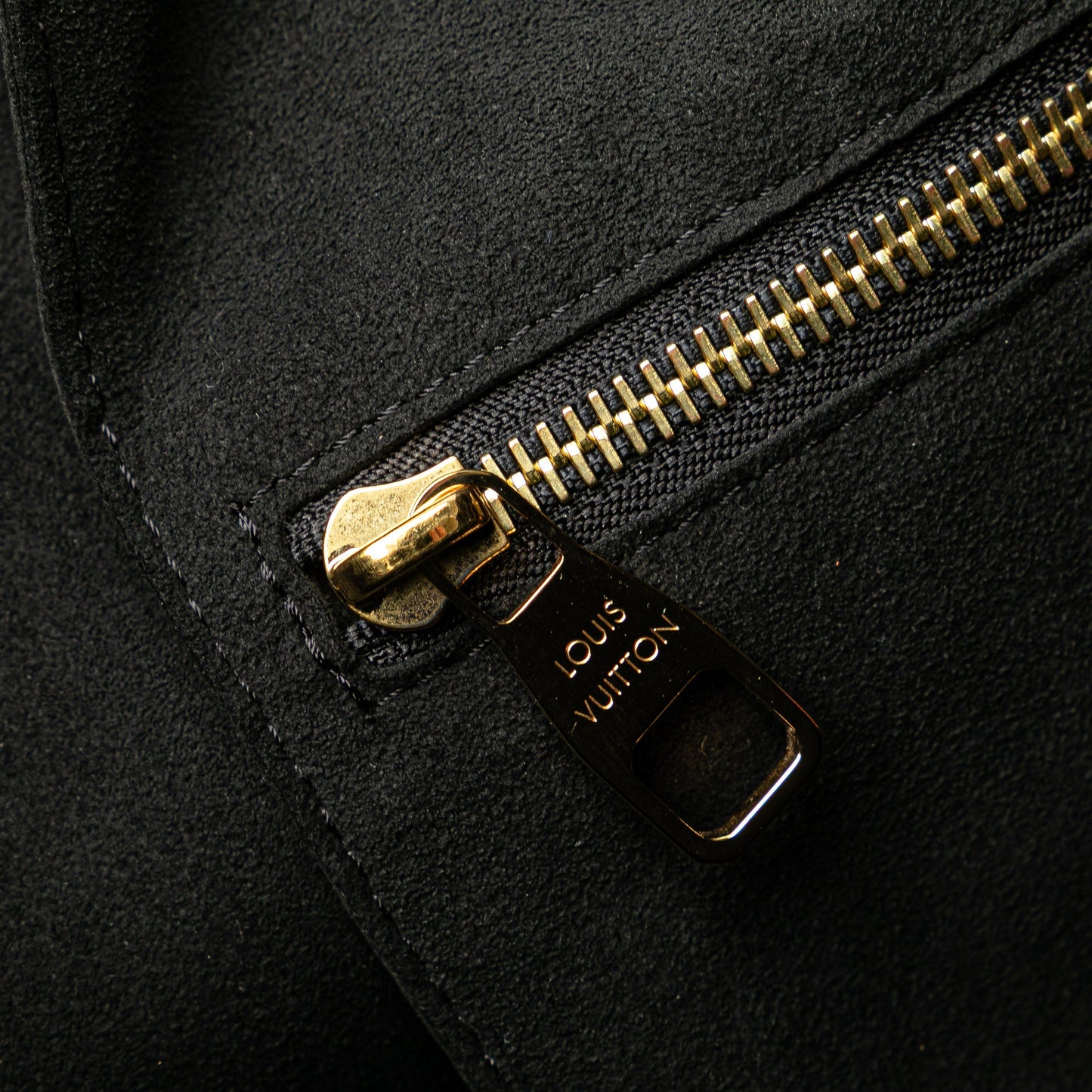 Louis Vuitton – Neverfull MM Wild at Heart in Pelle Monogram Empreinte Nera (2021) - Etoilux