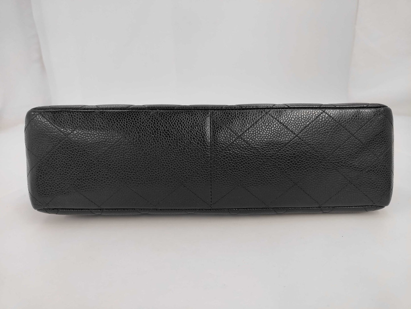 Chanel Classic Flap Jumbo Caviar Nero Hardware Dorato Vintage – 30 cm - Etoilux