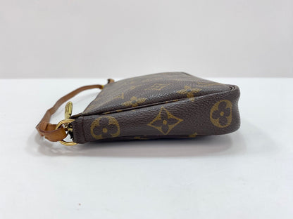 Louis Vuitton Pochette Accessoires - Etoilux